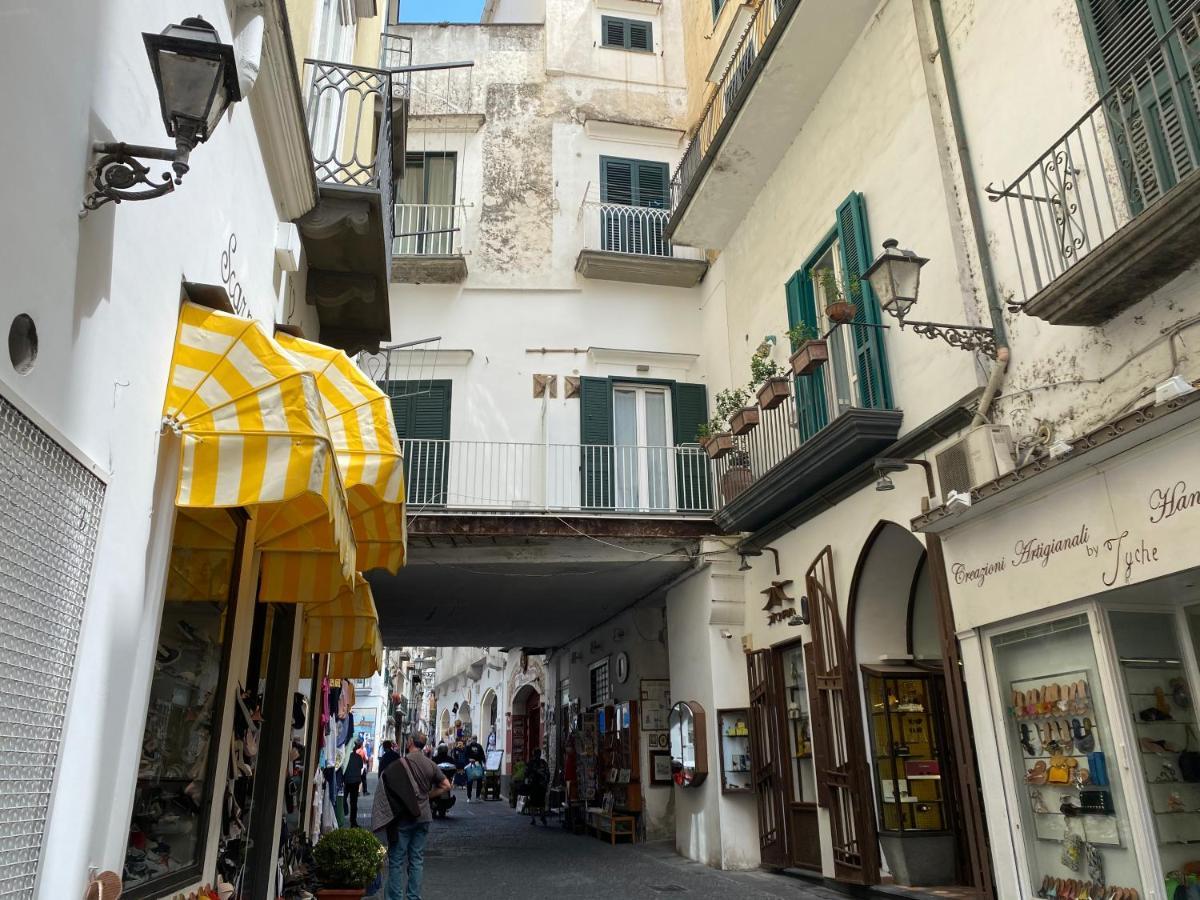Peonia Apartamento Amalfi Exterior foto