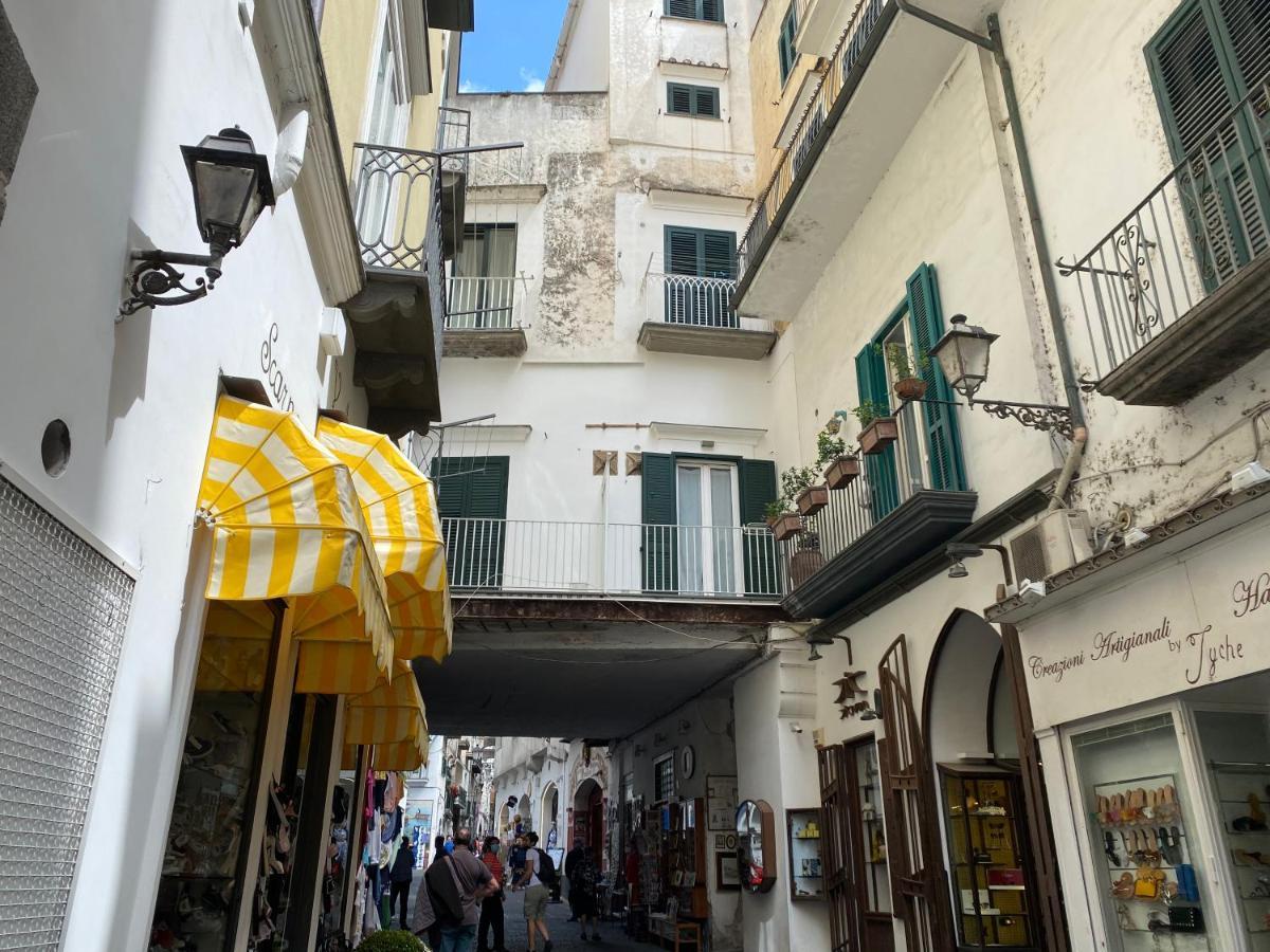 Peonia Apartamento Amalfi Exterior foto